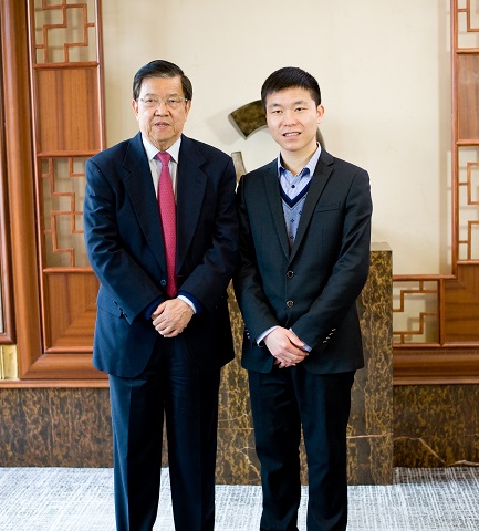 原外经贸部长、博鳌论坛秘书长龙永图亲切接见