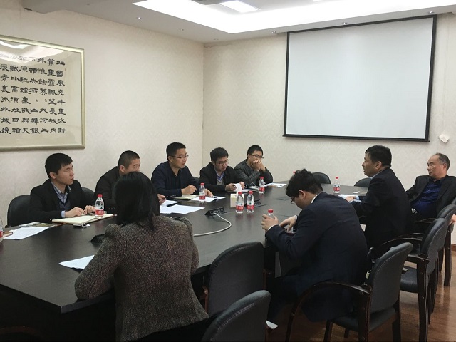 陪同平湖市科技局领导送科技进企业