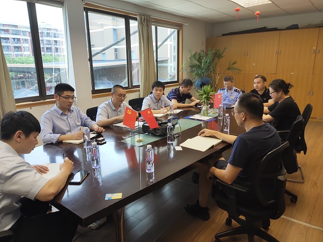 我司陪同嘉兴经开区市场监管局调研企业