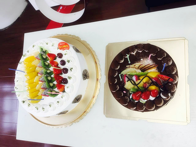公司员工生日会顺利举行