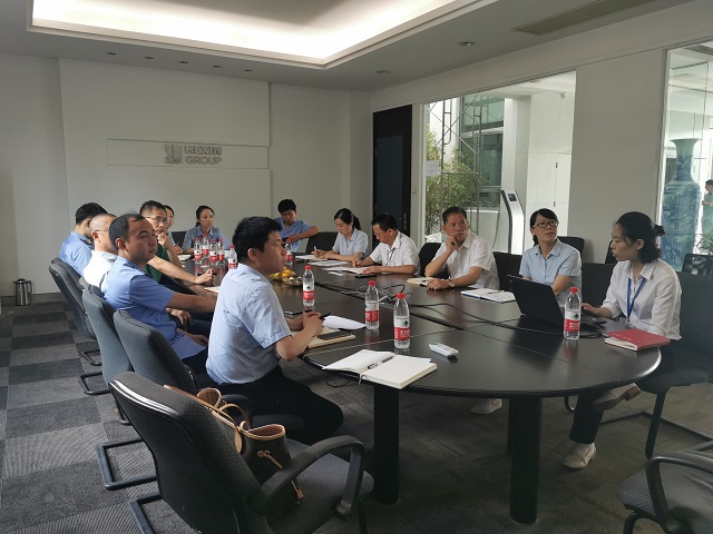 我司陪同嘉兴市场监管局领导调研禾欣集团